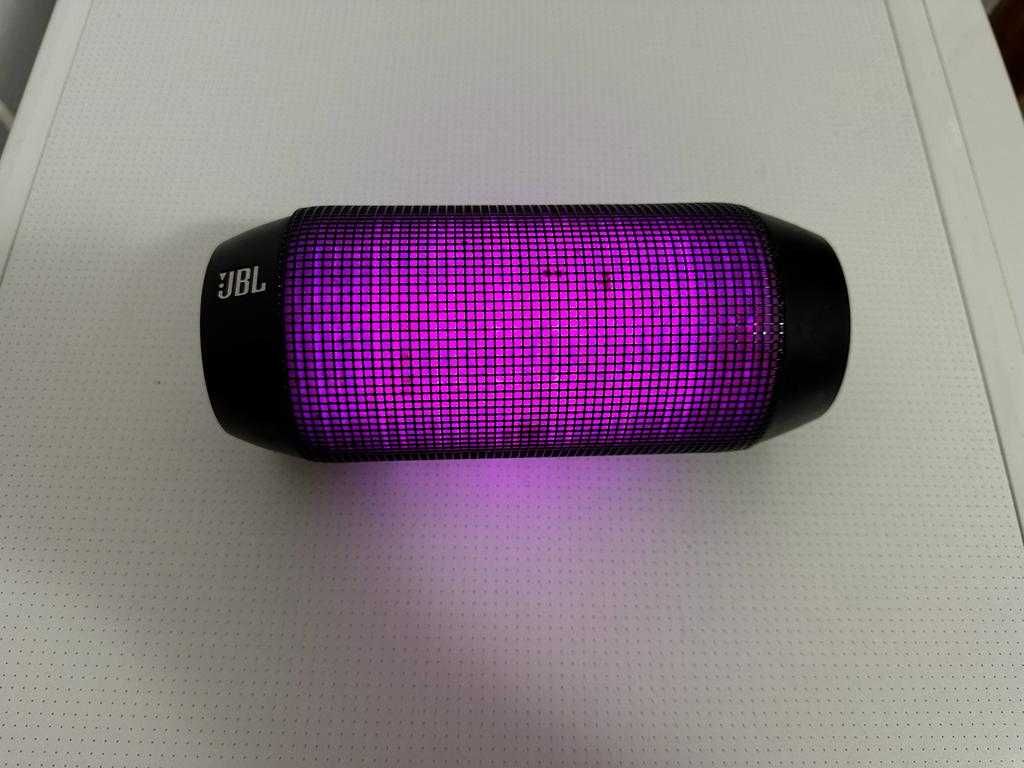 Boxa activa wireless JBL Pulse