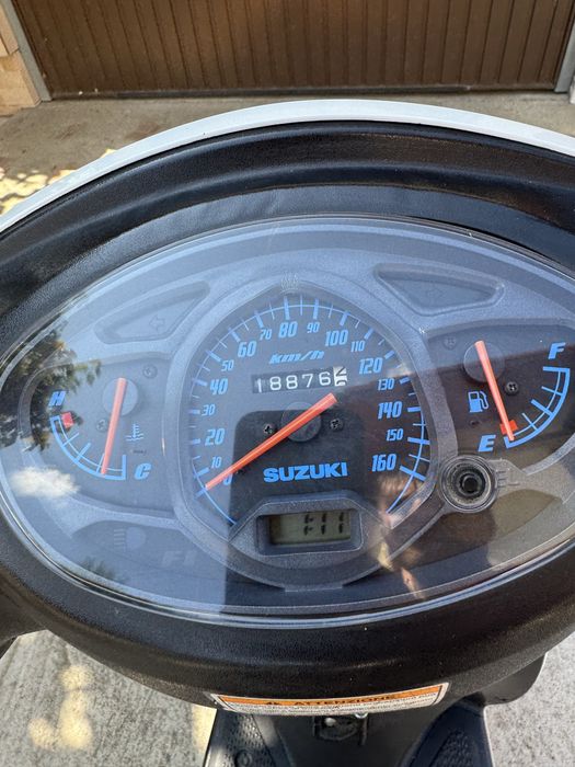 Suzuki sixten 150