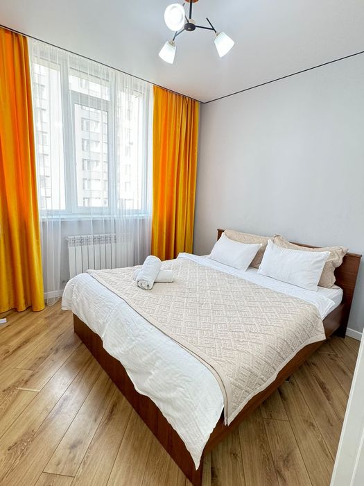 ПОСУТОЧНО ПОЧАСАМ 2-ком. кв левый берег Туран Толе би Сыганак