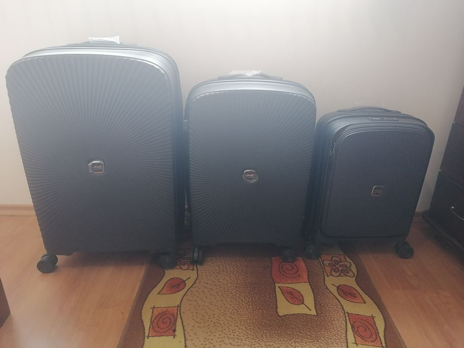 Нови Два броя куфари за багаж голям и среден Grand Ghepard Grafitt Пол