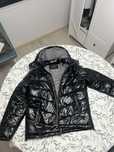 Geaca guess neagra lucioasa