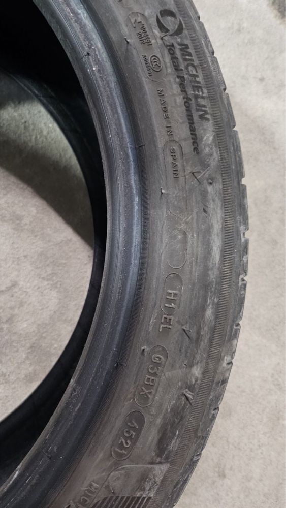 Michelin Pilot Sport 4 235/45/18