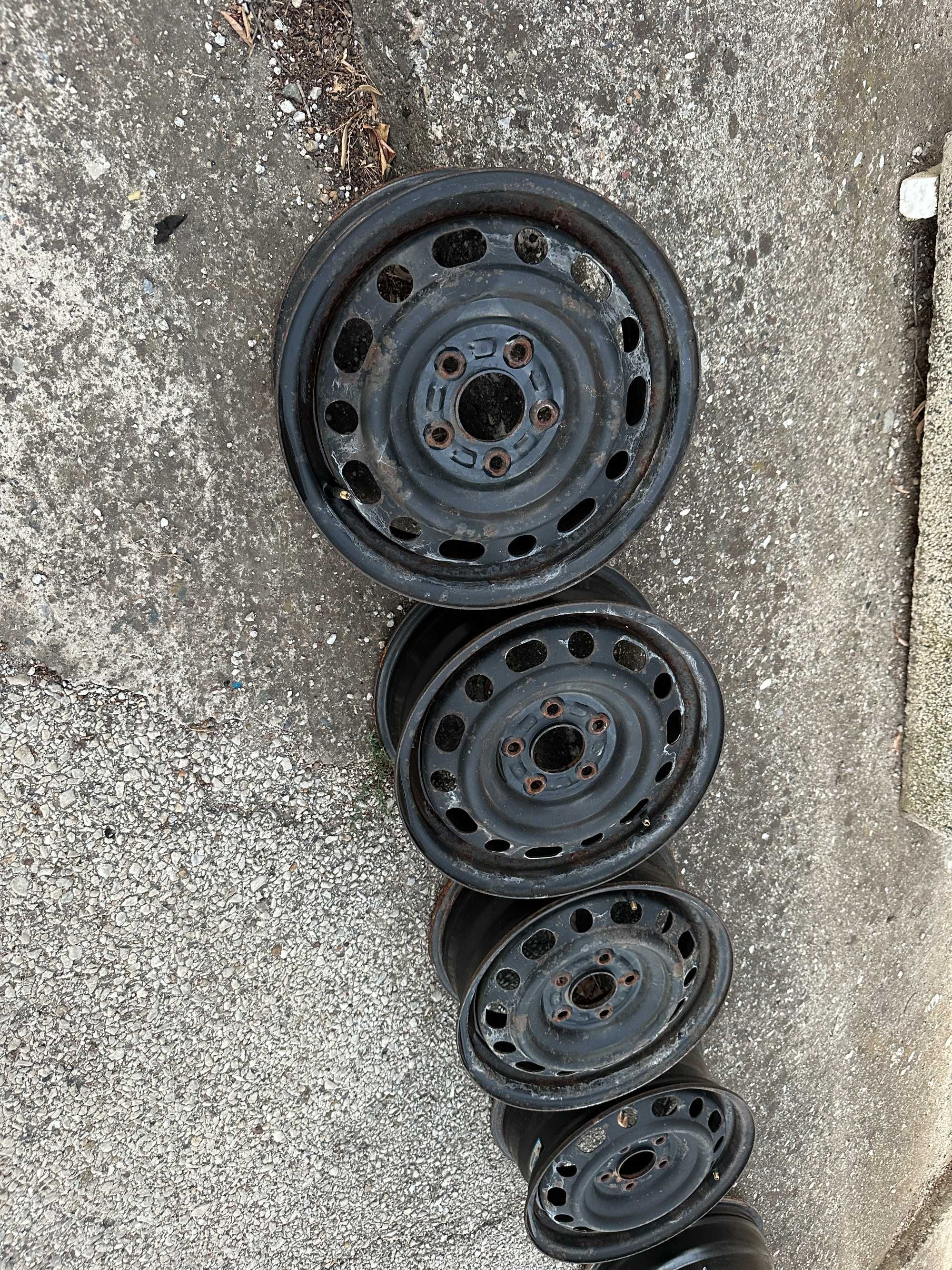 4бр. железни джанти 15 Mazda 5x114.3