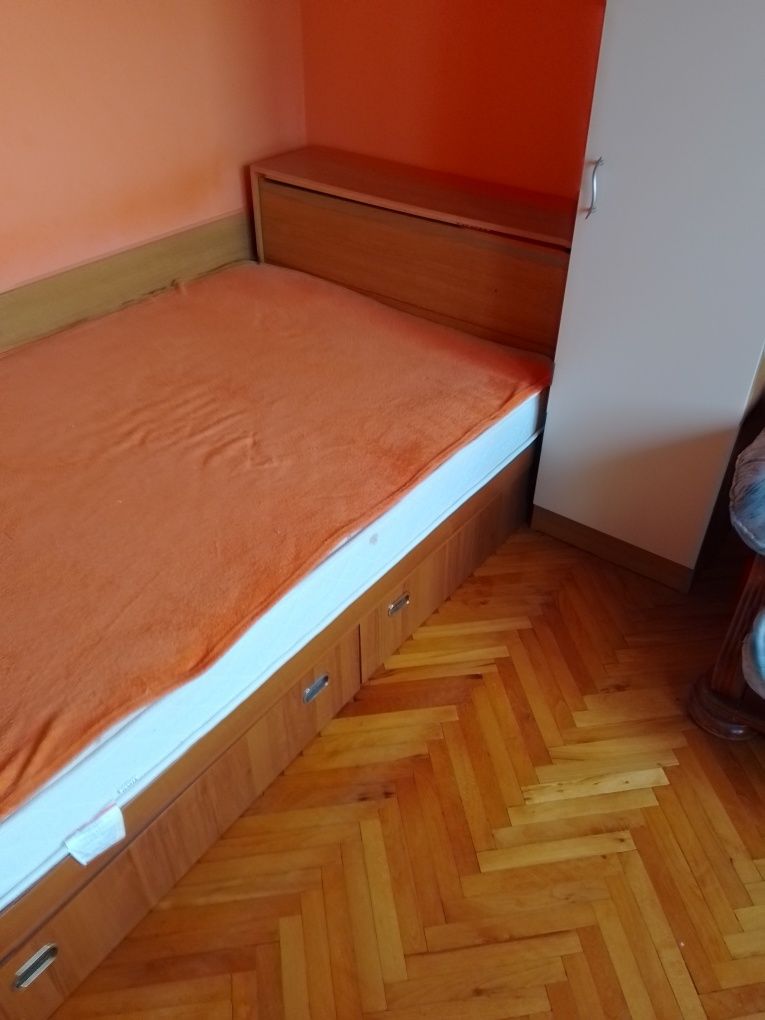 Дава се под наем Двустаен апартамент в Русе, Родина 1 - 67 кв.м за 229.5 € - Снимка #3