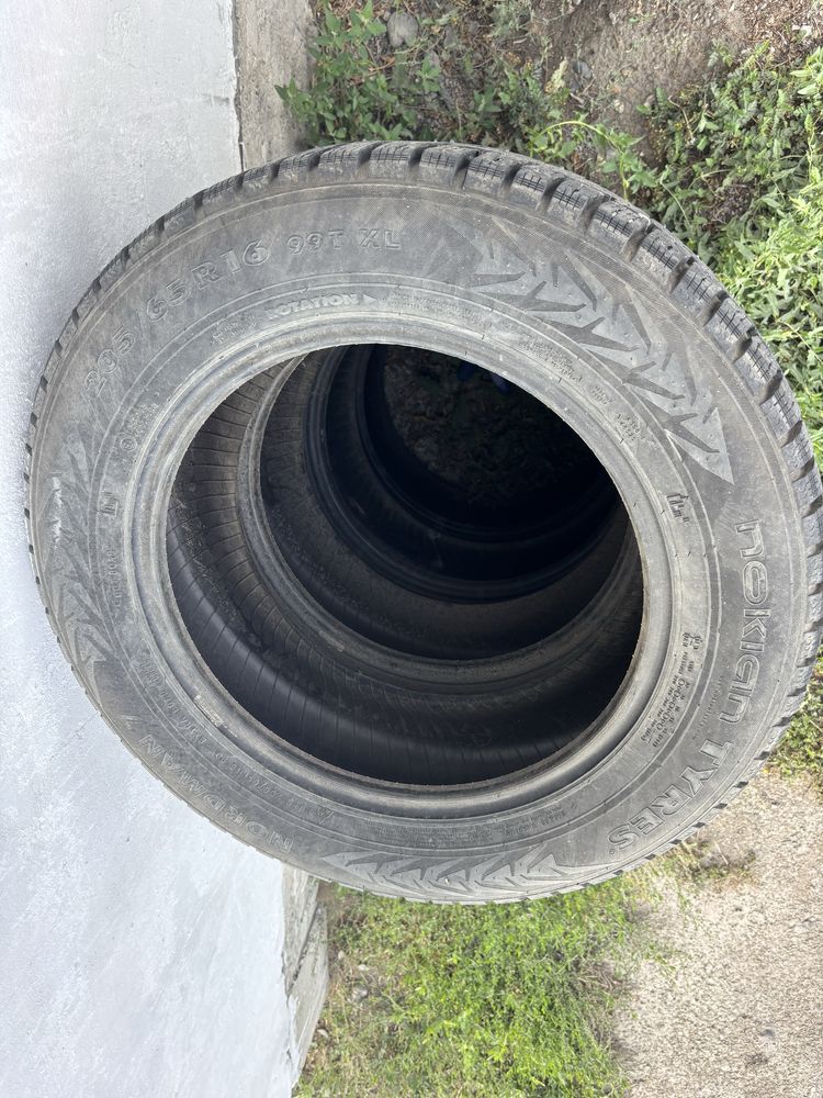 Продается шина Nokian 205/65/16