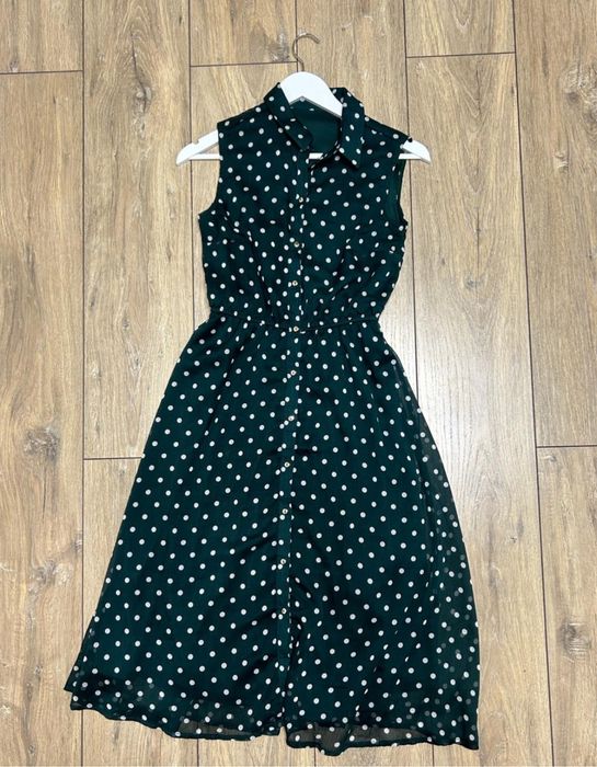 Продам зелёное платье