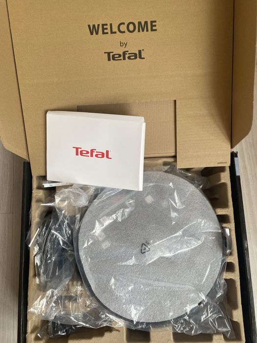 Продам робот пылесос