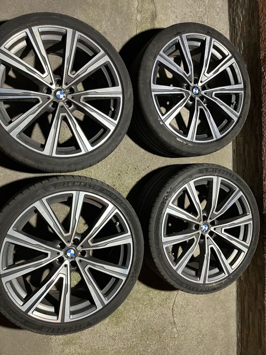 Jante BMW X5 X6 R22 G05 G06 Individuale Style 746 i