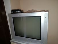 Samsung Televizor satiladi tuneri menen birge