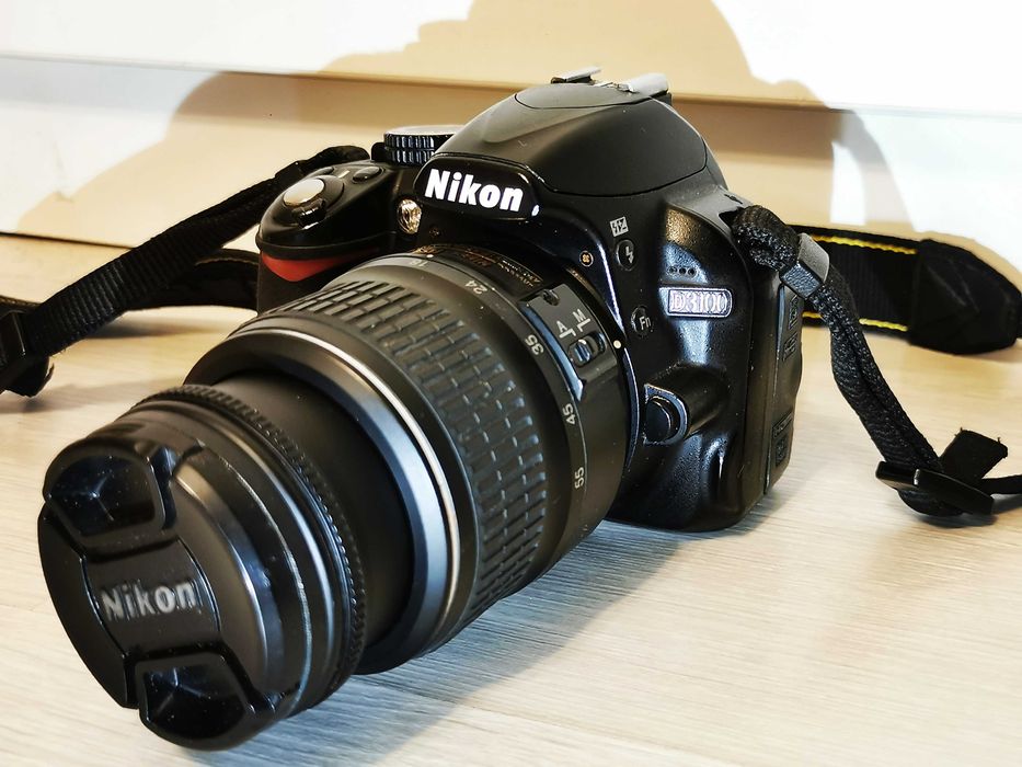 Aparat Nikon D3100 + obiectiv nou Nikon DX 18-55mm