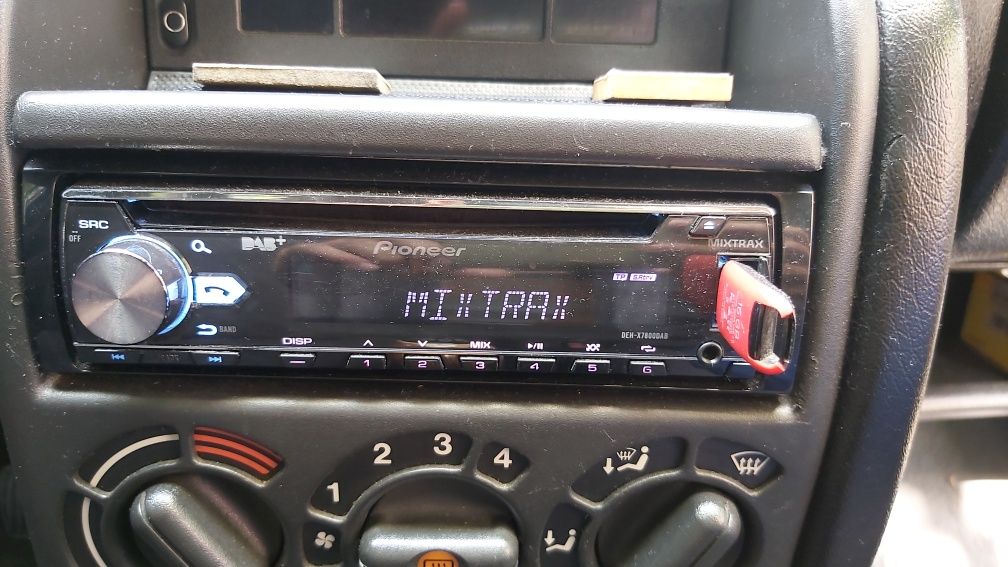 Сд и баскаса Pioneer, Alpine