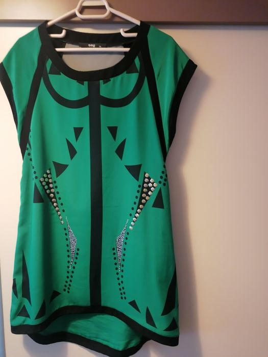 Rochie  culoare. verde.