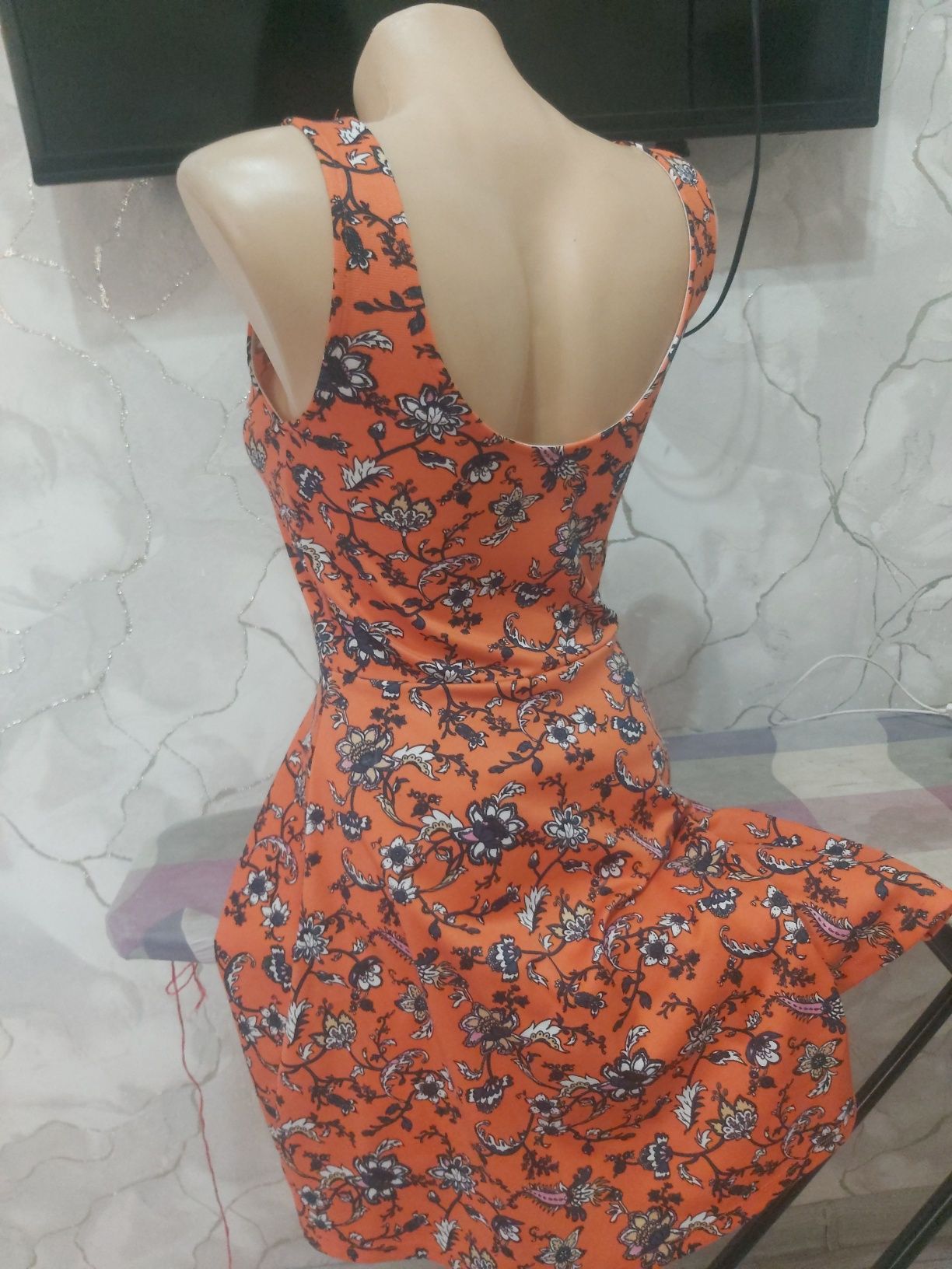Топы футболи женские