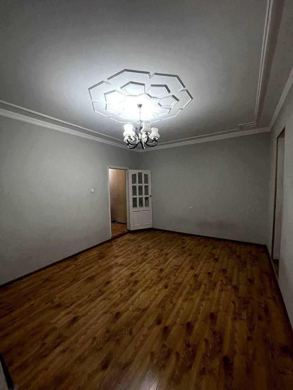Юнусабаде12   2\5\9 Срочно продаю квартиру ор-р кафе Уч Бакалок