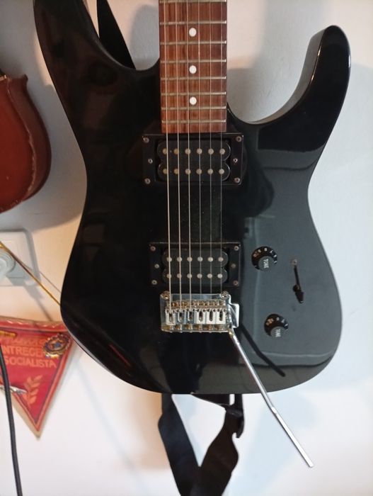 Vând chitara jackson