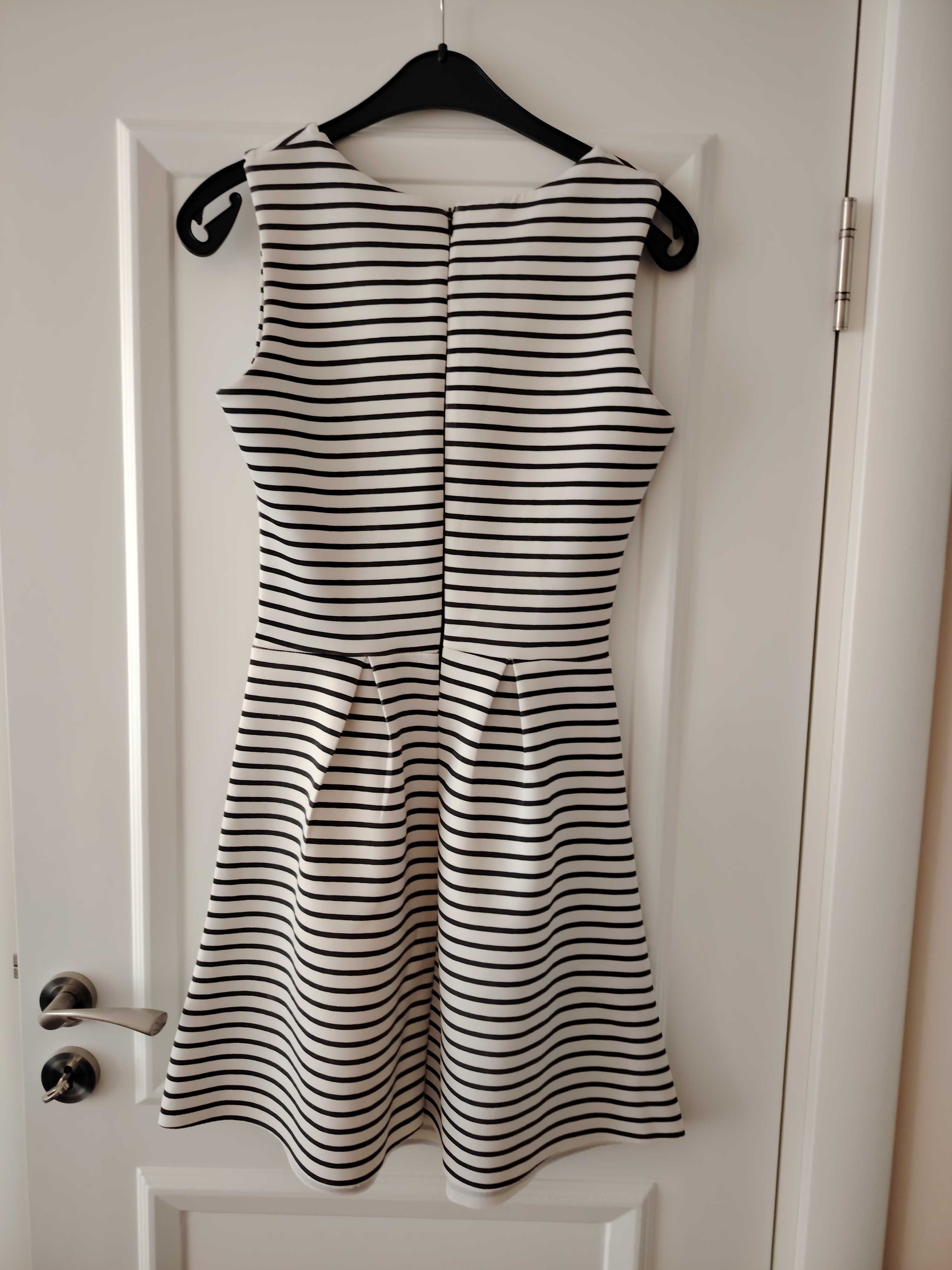 Лот от рокли H&M, Reserved, Amisu