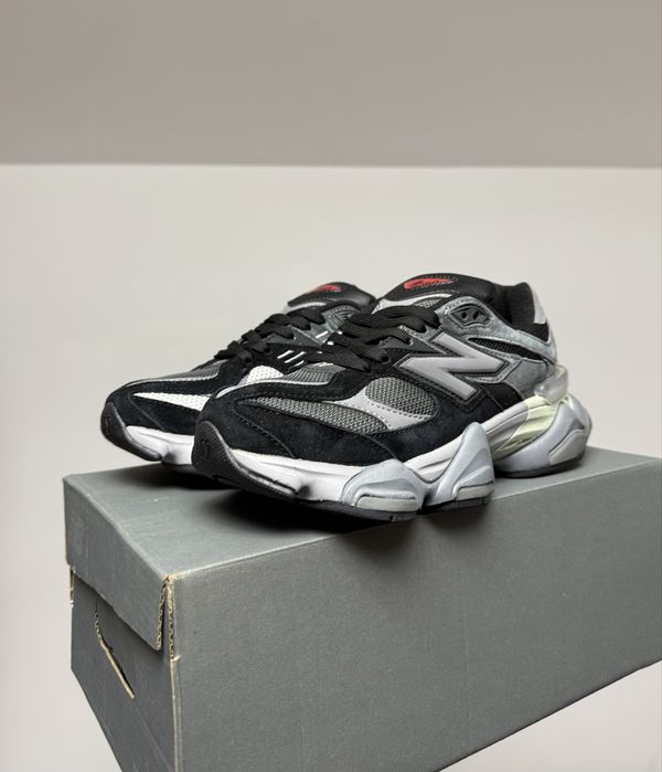 New Balance 9060 Black Grey