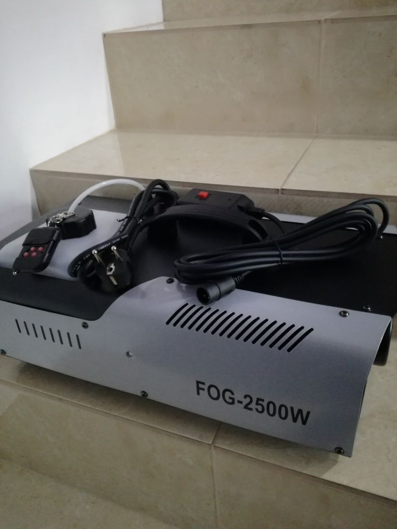 Masina de fum 2500w