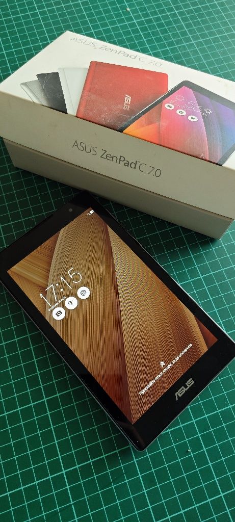 Таблет Asus zenpad 7.0c