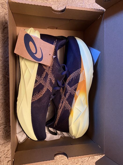 Asics novablast 5 42 номер