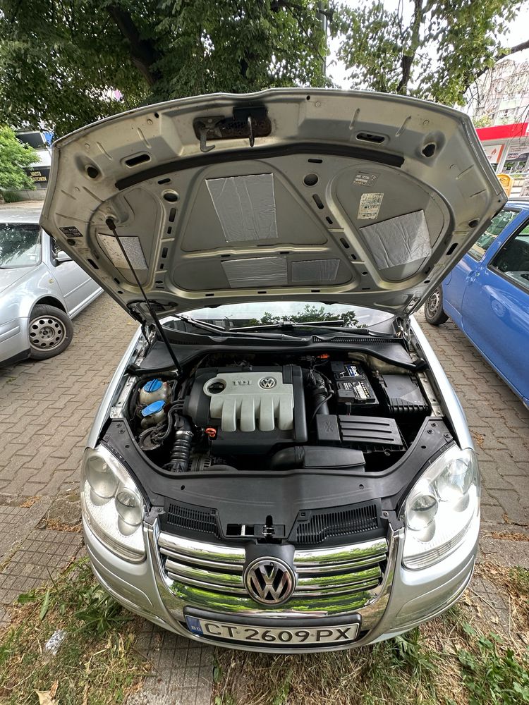 Golf 5 Variant 1.9 TDI 2009г