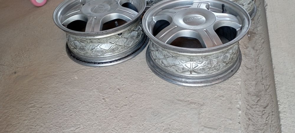 Диск приору 4 дона холати яхши уйда ётган