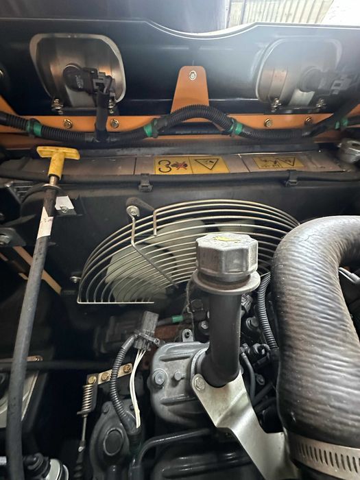 Mini-încărcătoare Case SR200