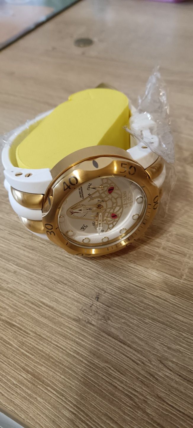 INVICTA Venom Model 28389