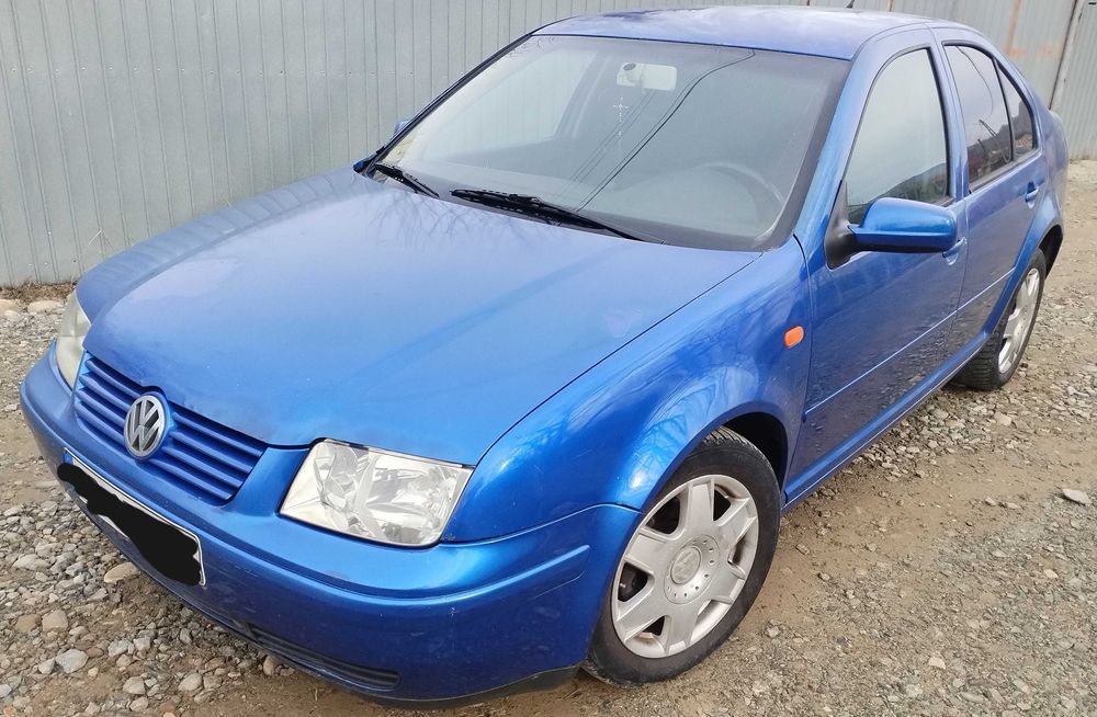 Vw Bora  1.4 75cp Euro4  2002  jante Aer conditionat Fiscal