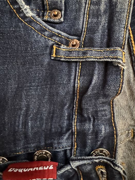 Blugi dsquared marime 30-31