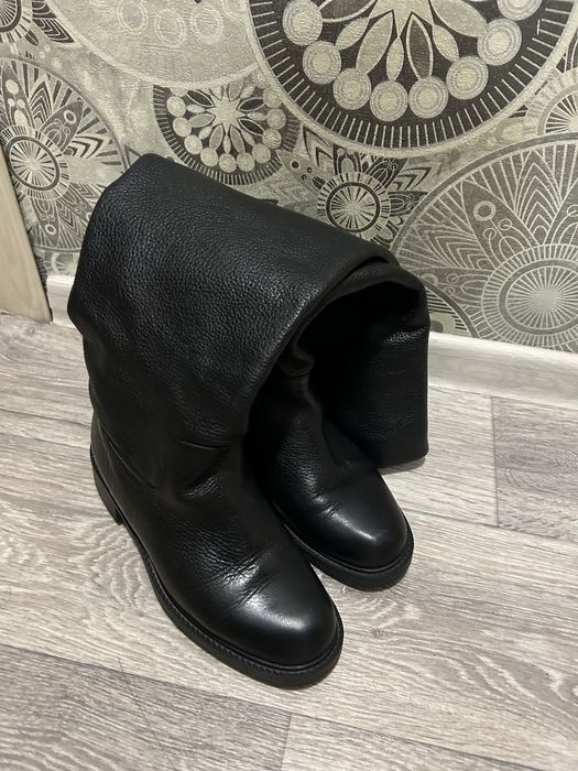 Продам зимние сапоги, р36 натуральная зернистая кожа, марка TUCINO