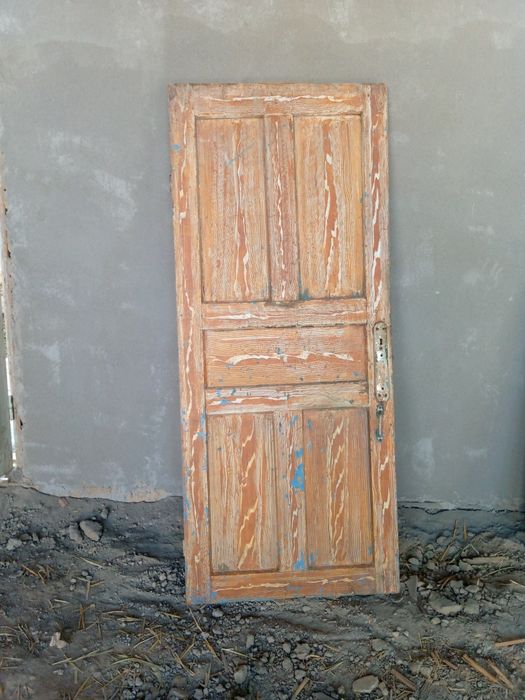 Деразалар ва эшиклар сотилади