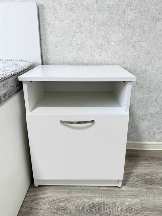 Продается тумбочка для кровадьи