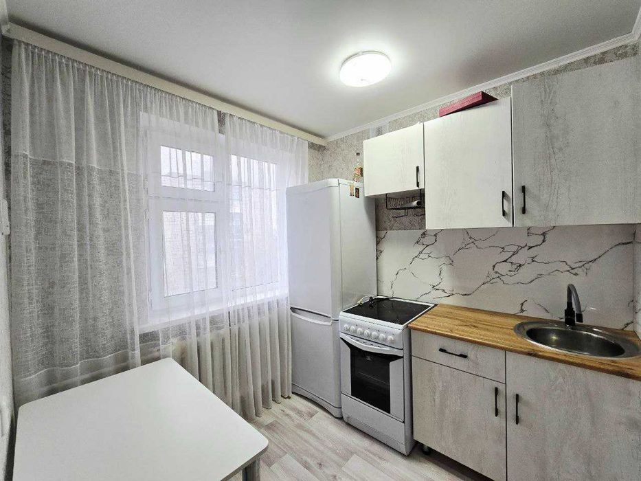 **Продам 2х квар. раздельн.план. в 7 мкр. р-27 школы МЕБЕЛЬ/ТЕХНИКА