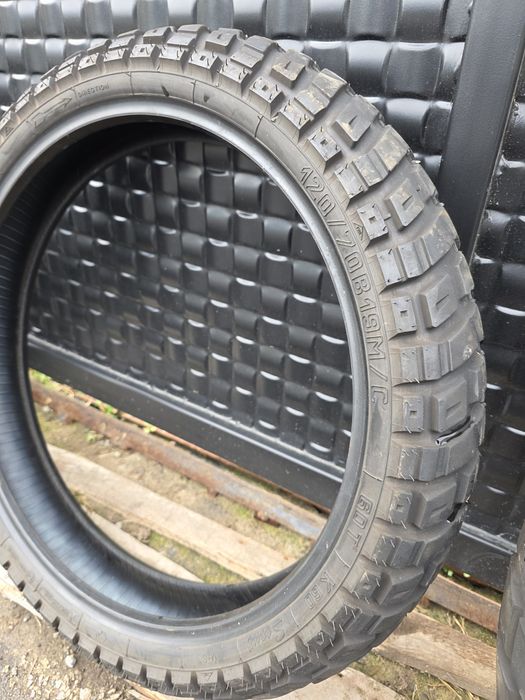 Мото гуми за Адвенчър