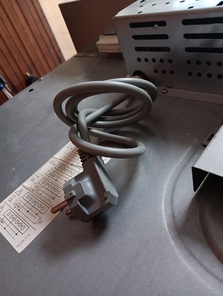 Иноксова печка за вграждане Миеле Miele с 2 години гаранция!
