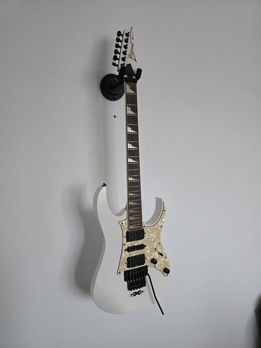 Vând chitară electrică Ibanez RG 350 DX