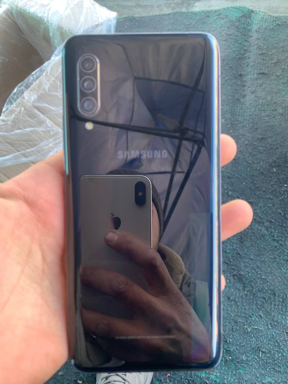 Iphone xs max bn a 90 sotiladi srochna