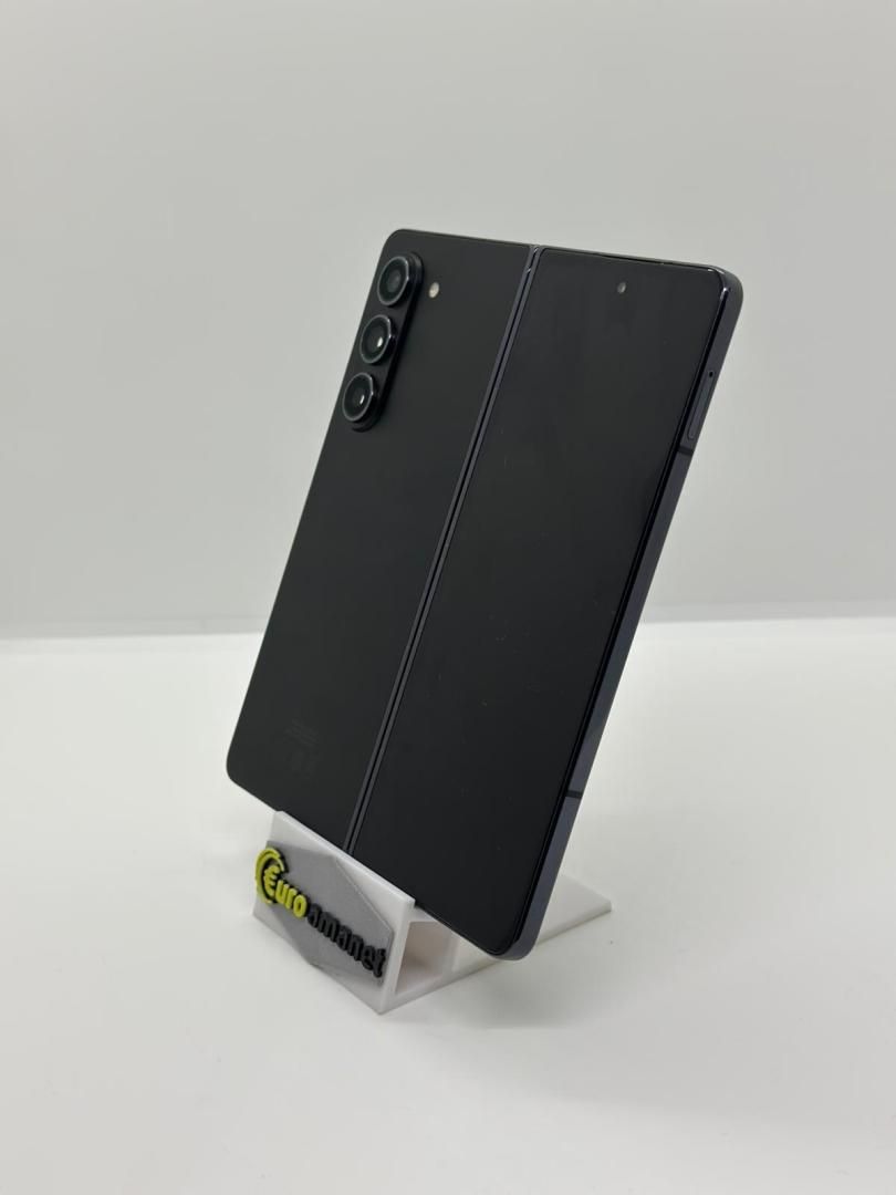 Telefon mobil Samsung Galaxy Z Fold5, 12GB RAM, 256GB -A-