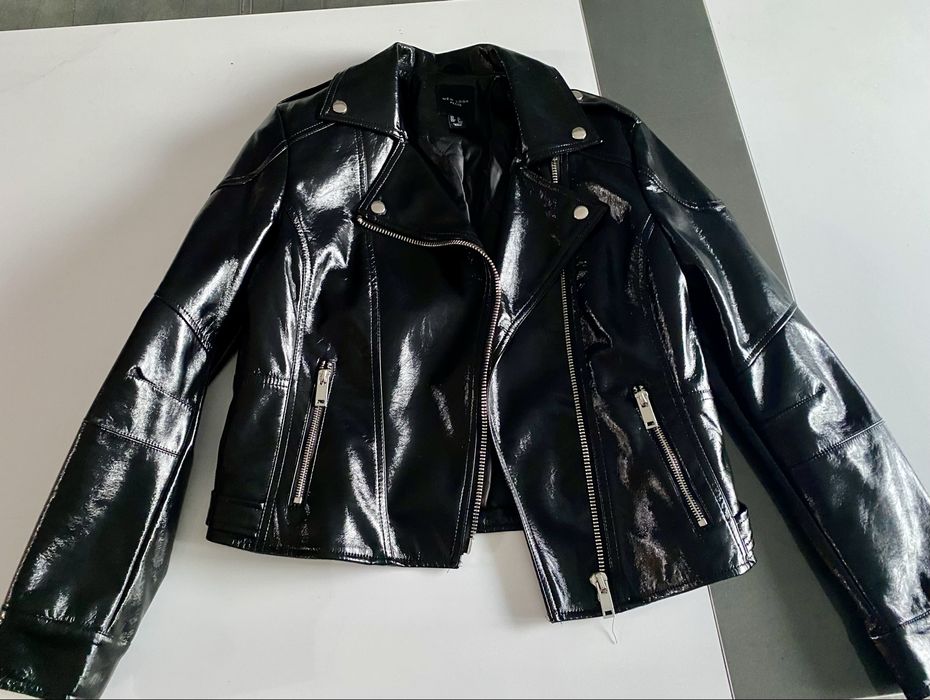 Лачено преходно яке