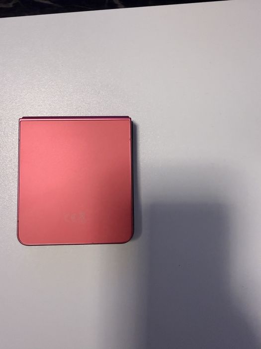 Samsung galaxy z flip 7 coral