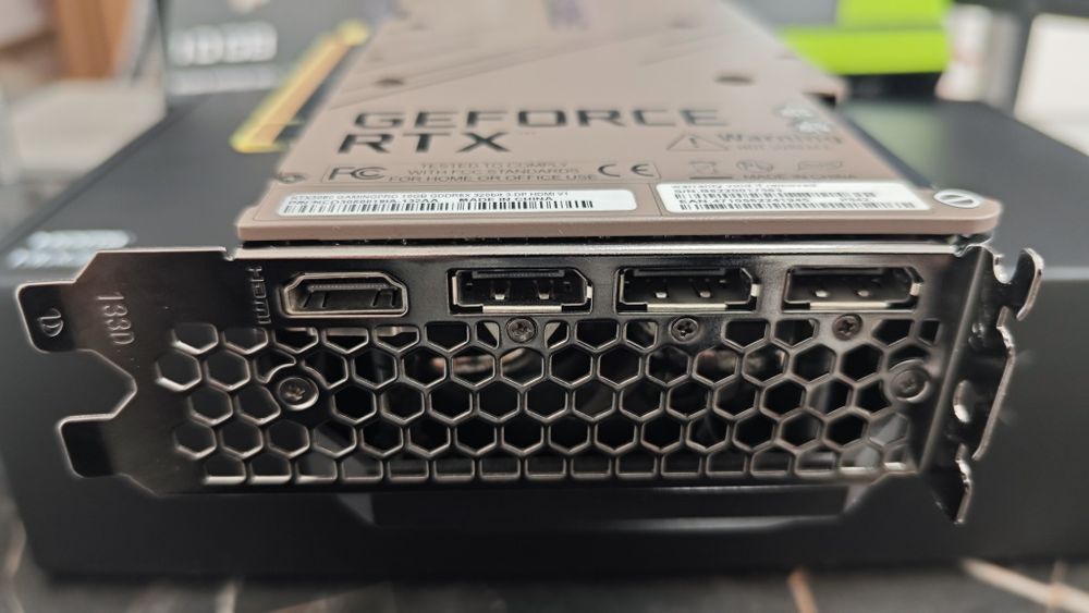 Продам видеокарту GeForce RTX 3080