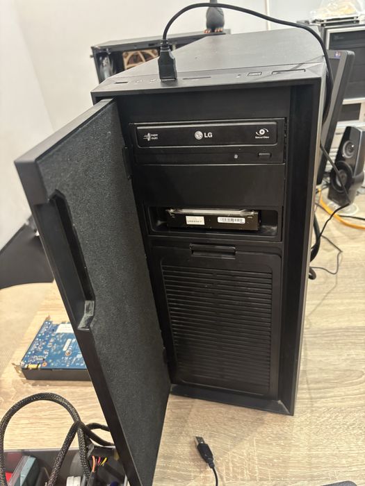 Геймърски комютър cooler master