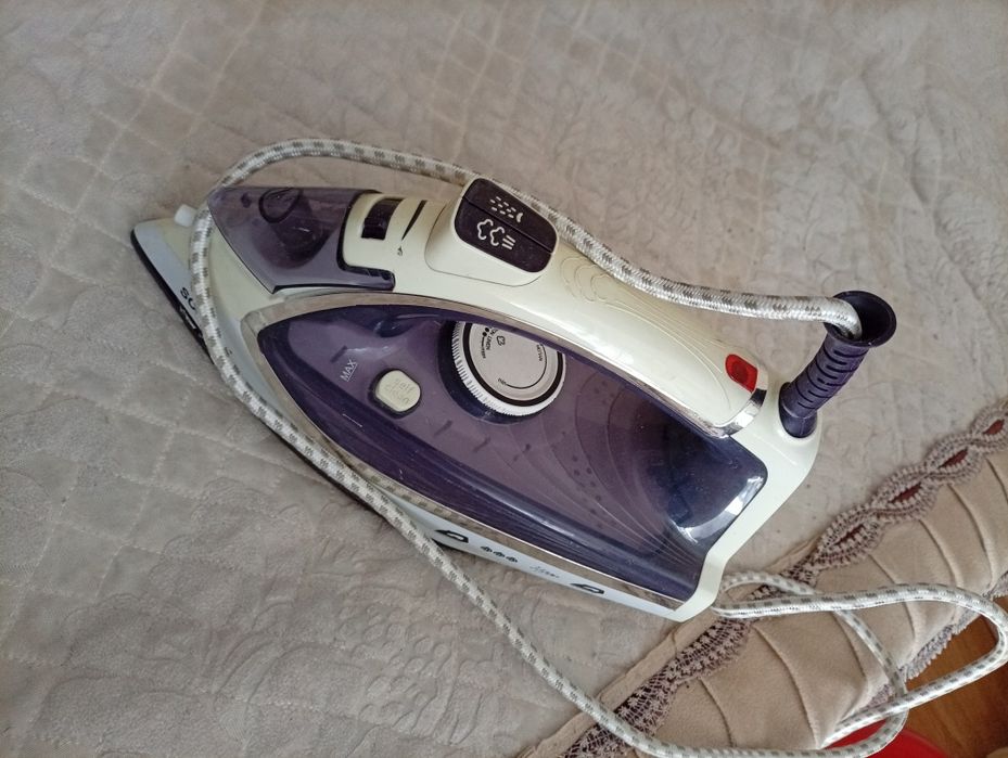 Продам       утюг