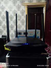 Tenda router Ac12000 (wifi)