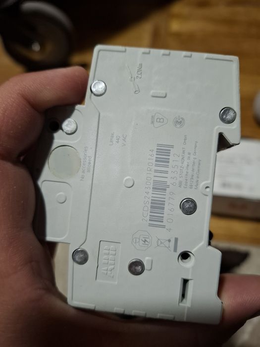 Продается автомат ABB 20 ампер 3х полюсный оригинал