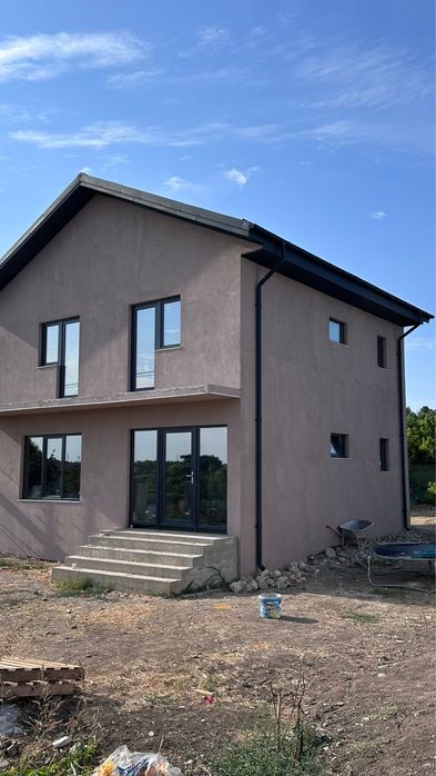 Casa de vanzare 140 mp