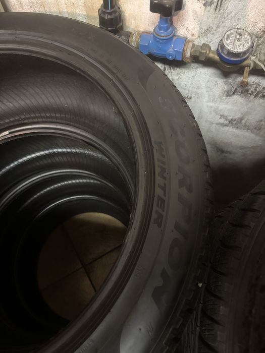 Зимни гуми Pirelli Scorpion 21”