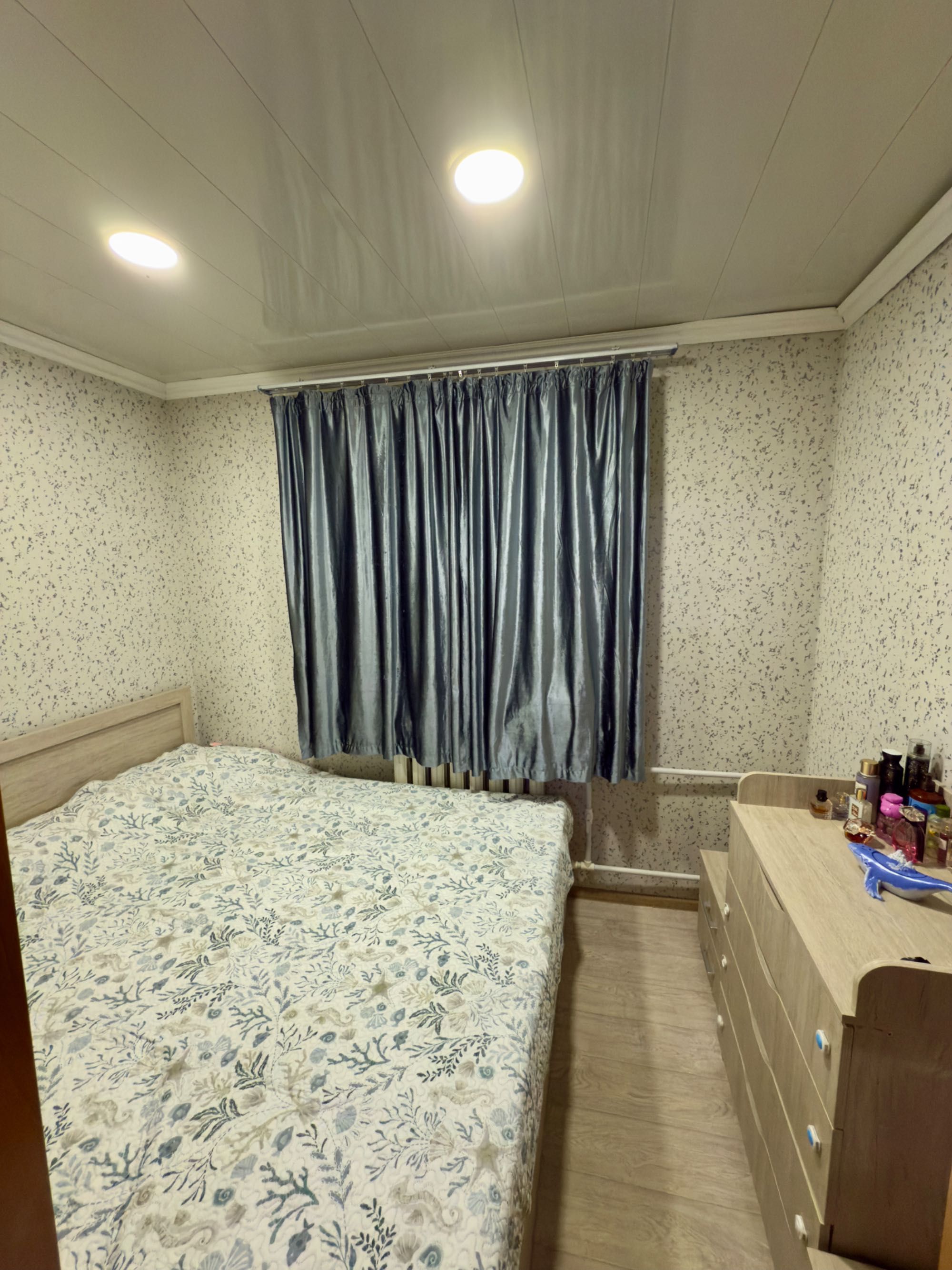 Продается 2 - х комнатная квартира, 2/4/4 ттз - 1