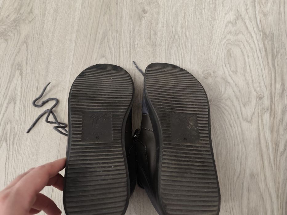 Vând ghete originale Giuseppe Zanotti